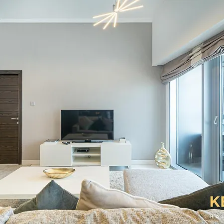 Lavish One Bedroom With Amazing Sun Deck & Pool Dubai Exterior photo