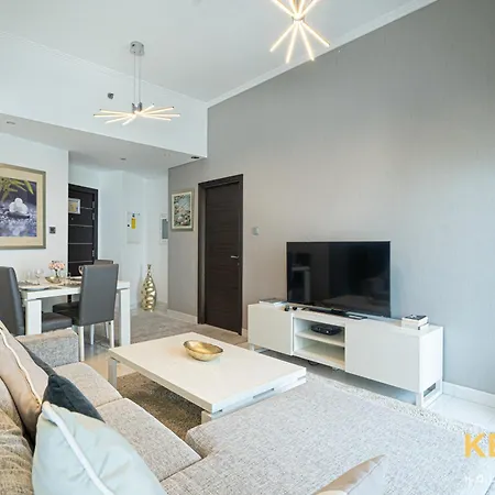 Lavish One Bedroom With Amazing Sun Deck & Pool Dubai Exterior photo